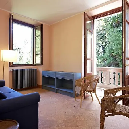 Scagliola Ferienhaus *